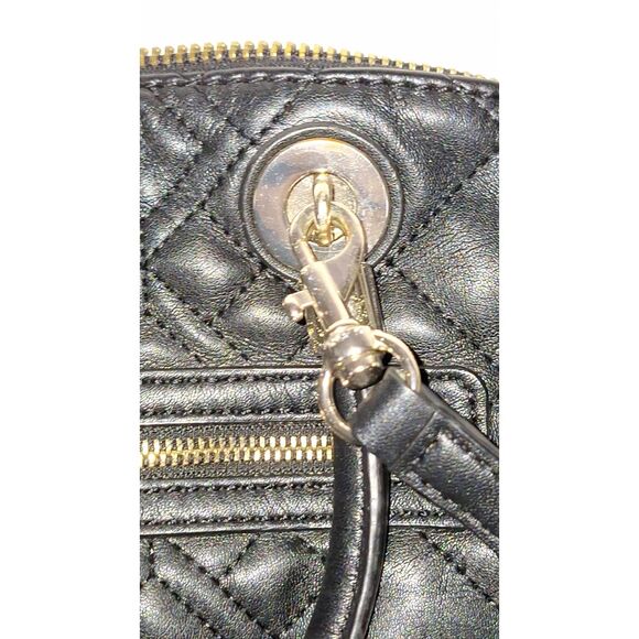 A Guess Vegan Leather Quilted Handbag Satchel Crossbody Black Trendy READ - Picture 9 of 11